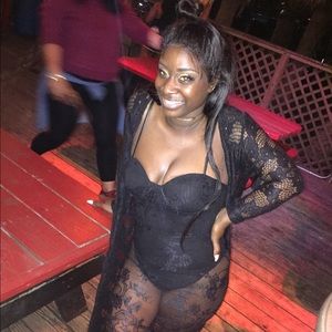 Meet your Posher, Latisha